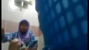 லியா கோட்டி இனங்களுக்கிடையேயான நாய் பாணி
