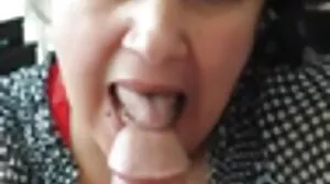 பூமியில் உள்ள லக்கிஸ்ட் ரூமி அனல் FFM வேடிக்கையில் இணைகிறார்