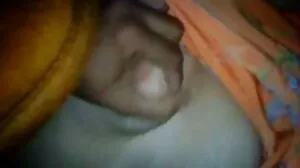 கிறிஸ்டி ஸ்டீவன்ஸின் கூச்சியில் ஸ்டெப்சனின் GF மன்ச்ஸ்!